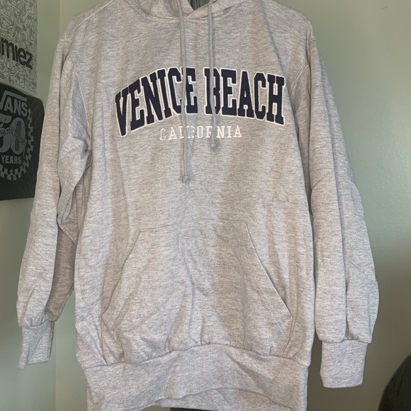 Grey Venice beach hoodie - Picture 2 of 3